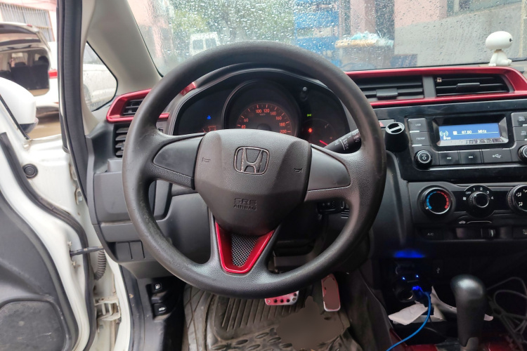 Honda Fit (Imported) 2015 صورة سيارة #12