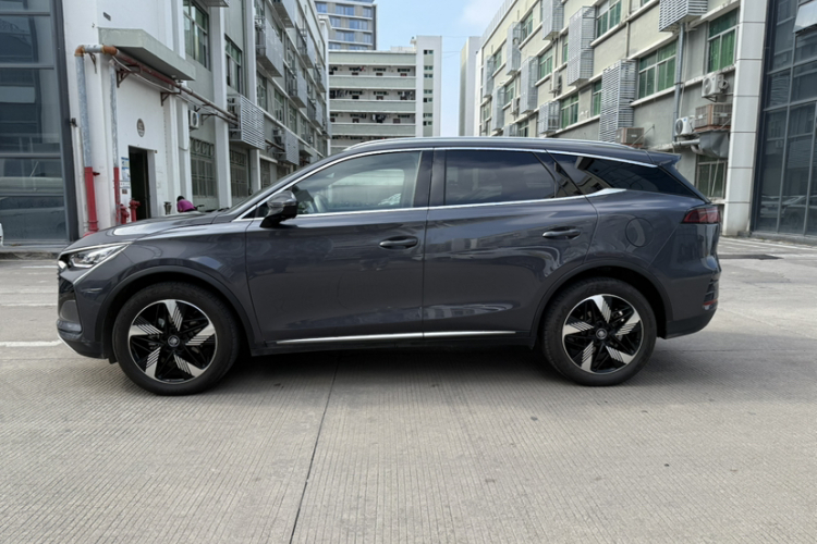 BYD Tang New Energy 2024 car image #12