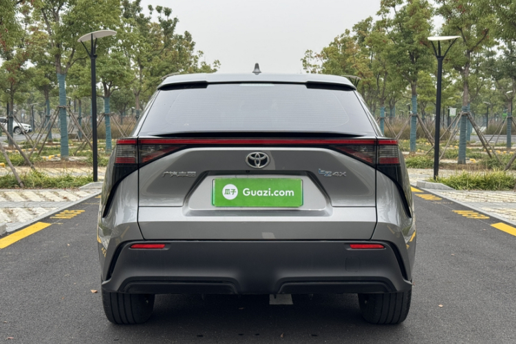 Toyota Bozhi 4X 2024 #12 Toyota Bozhi 4X 2024 car image #12