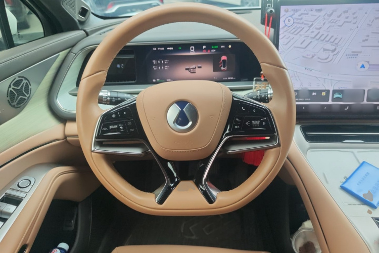 Denza N7 2023 car image #12