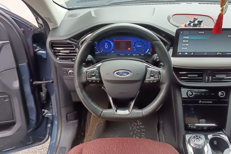 Ford Escape (Imported) 2020 #12 Ford Escape (Imported) 2020 car image #12