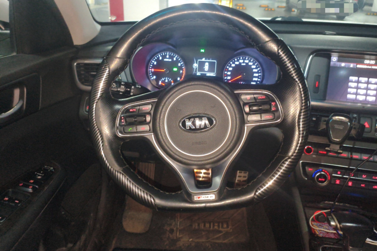 起亚 起亚K5(进口) 2016 汽车图片 #12