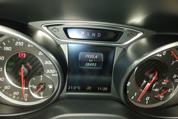 Mercedes-Benz GLA AMG 2017 car image #12