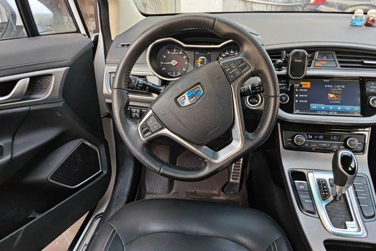 GEELY Emgrand GSe 2017 #12 GEELY Emgrand GSe 2017 car image #12