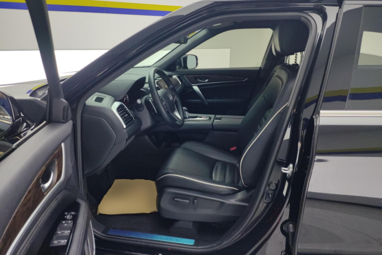 Honda UR-V 2018 #12 Honda UR-V 2018 car image #12