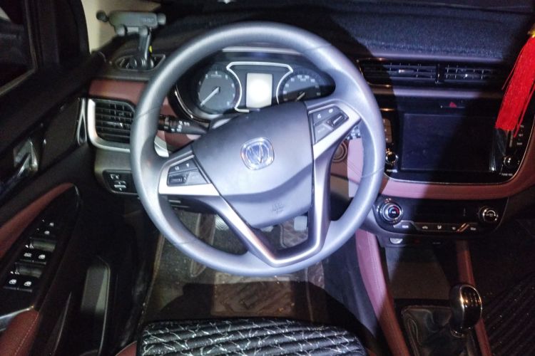 Changan Linmax 2017 #12 Changan Linmax 2017 car image #12