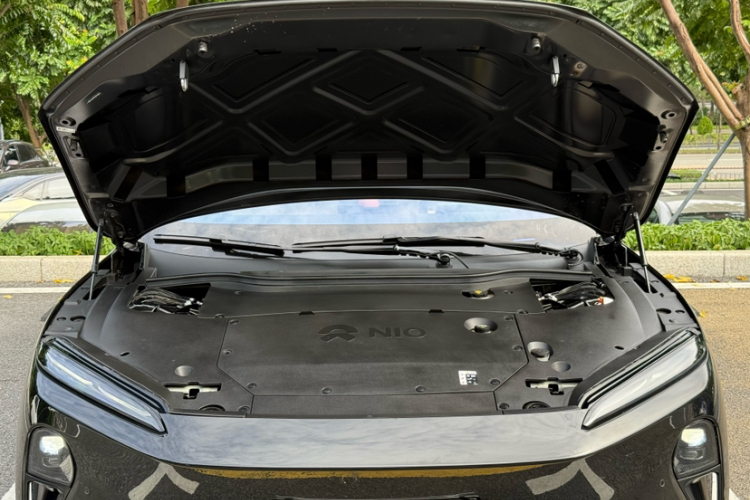 NIO ET5T 2023 изображение автомобиля #12