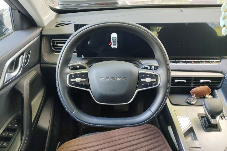 Roewe D5X DMH 2024 car image #12
