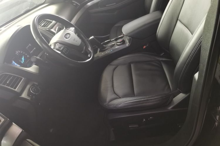 Ford Explorer (Imported) 2018 car image #12