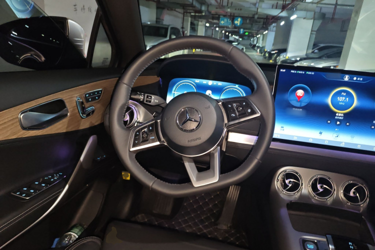 Denza X 2021 изображение автомобиля #12