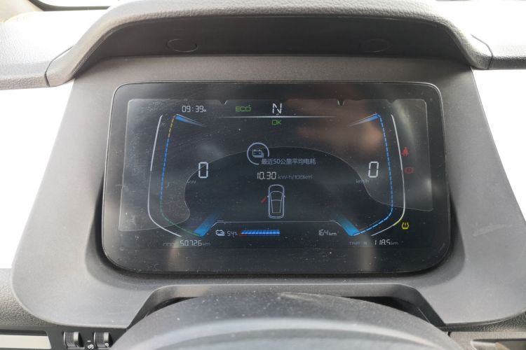 BYD e1 2019 #12 BYD e1 2019 car image #12