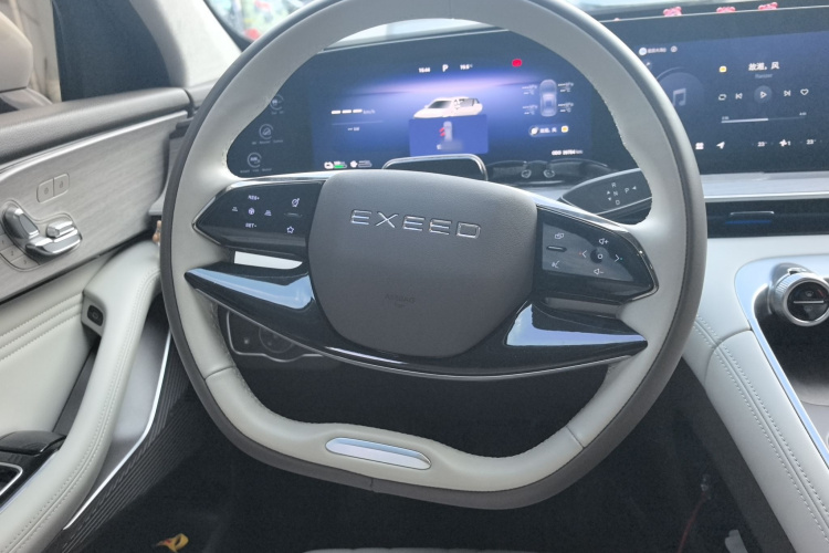 Exceed Yaoguang C-DM 2024 #12 Exceed Yaoguang C-DM 2024 immagine di auto #12