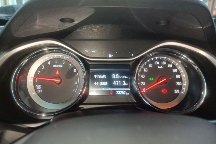 Chevrolet Orlando 2021 immagine di auto #12