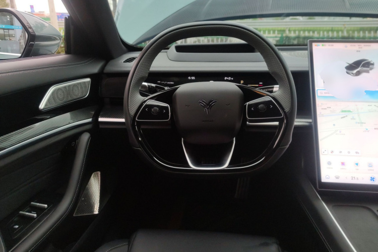 哪吒汽车 哪吒S猎装 2025 #12 哪吒汽车 哪吒S猎装 2025 汽车图片 #12