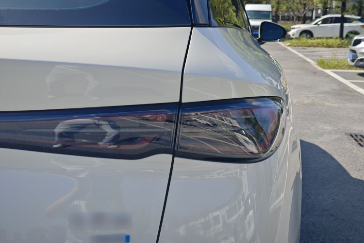 BYD Seal 06 DM-i 2025 immagine di auto #12