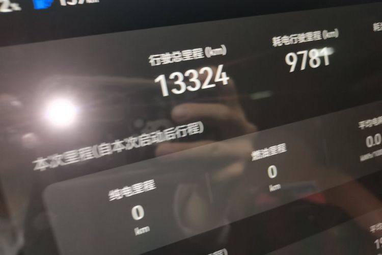 Deepal S09 2025 car image #12