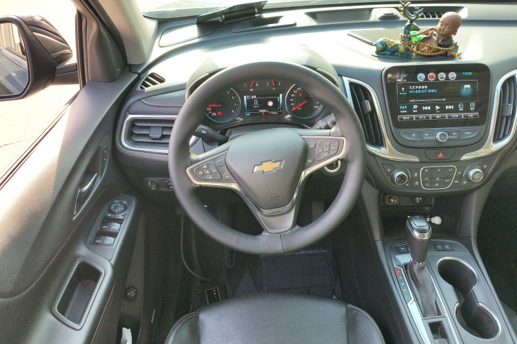 Chevrolet Equinox 2018 #12 Chevrolet Equinox 2018 car image #12