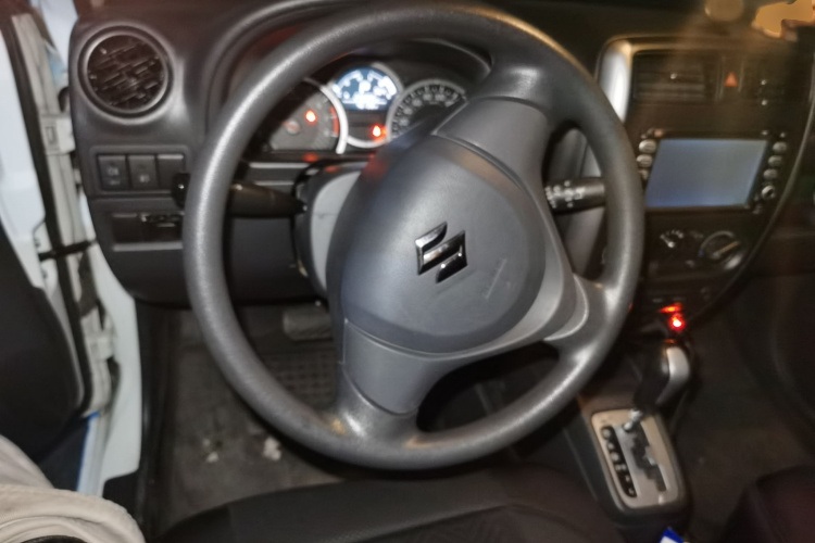 Suzuki Jimny (Imported) 2015 изображение автомобиля #12