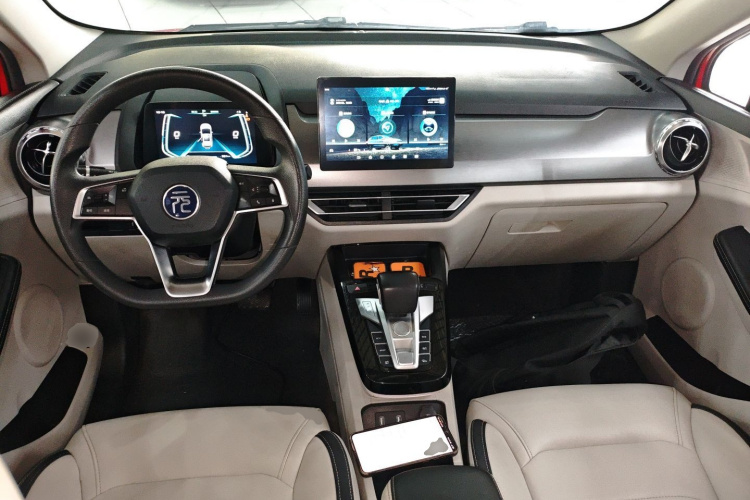 BYD Yuan 2021 #12 BYD Yuan 2021 car image #12