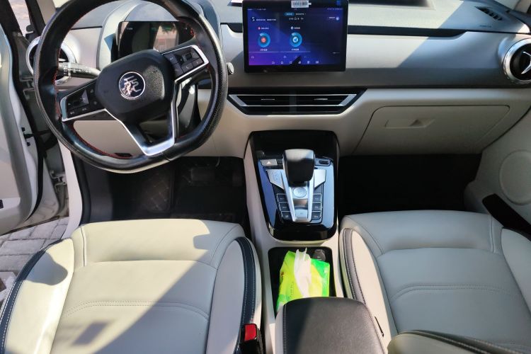 BYD Yuan 2021 car image #12