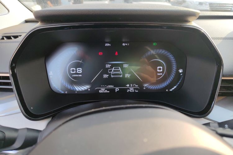 GEELY Emgrand L 2022 immagine di auto #12