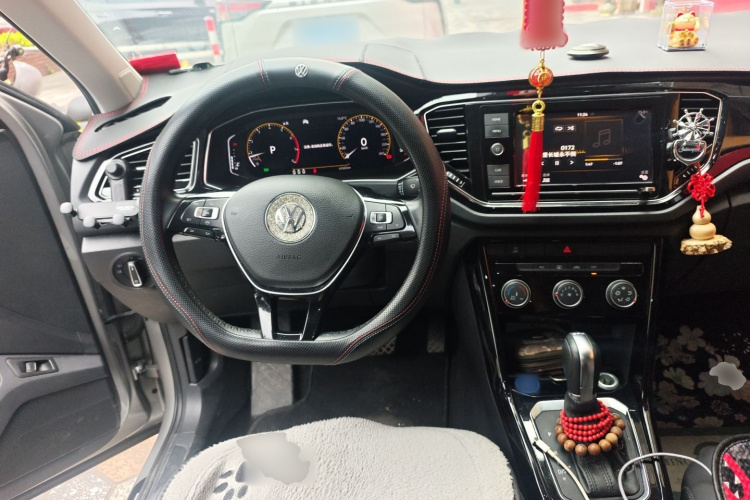 T-Roc 2021 image de voiture #12