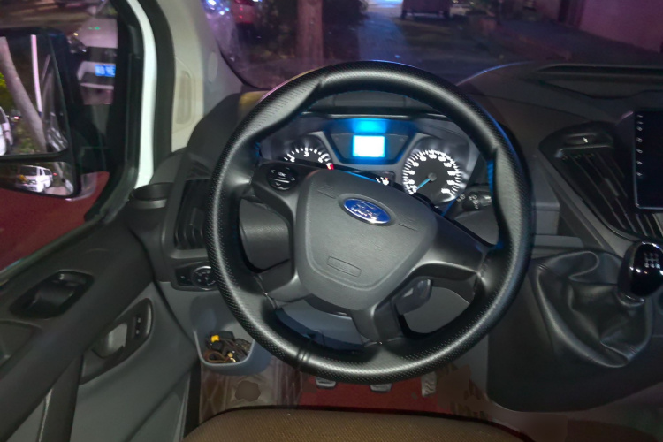 Ford E-Transit 2022 car image #12