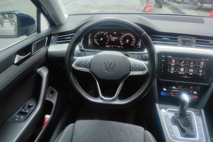 Volkswagen Passat Variant 2023 #12 Volkswagen Passat Variant 2023 immagine di auto #12