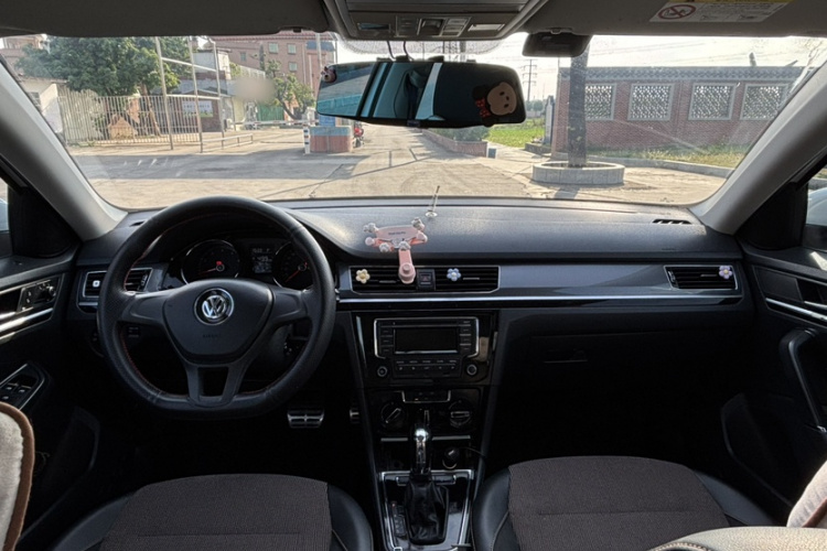 Volkswagen C-Trek 2017 immagine di auto #12