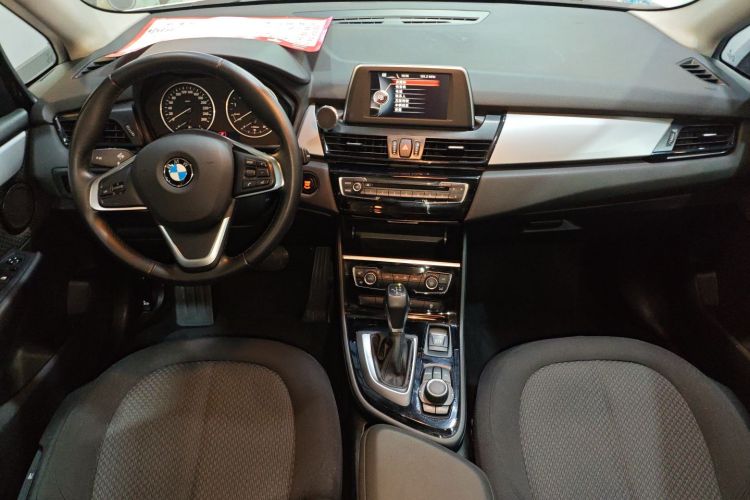 BMW 2 Series Tourer (Imported) 2015 #12 BMW 2 Series Tourer (Imported) 2015 car image #12