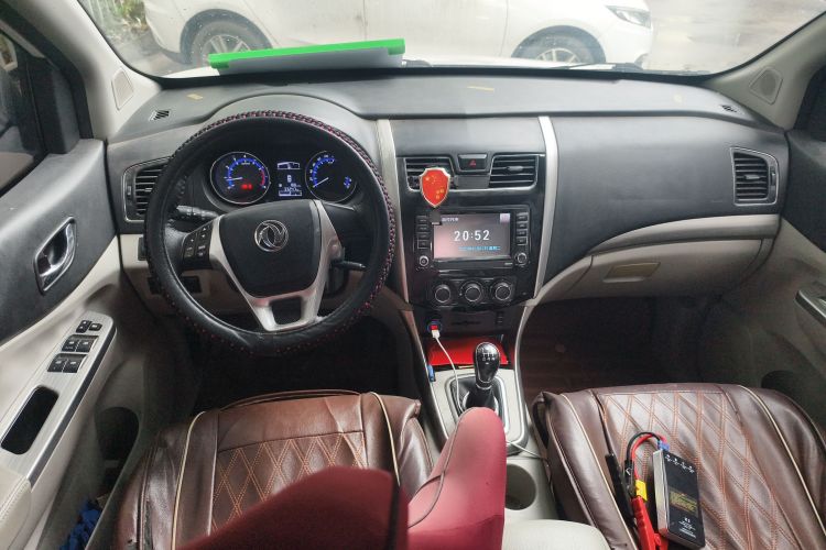 Forthing S500 2016 car image #12