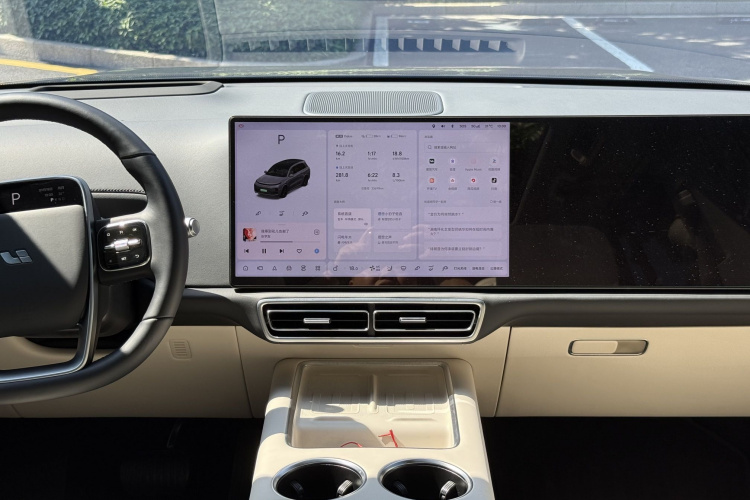 Li L8 2024 изображение автомобиля #12