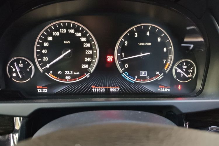 BMW X5 2014 car image #12