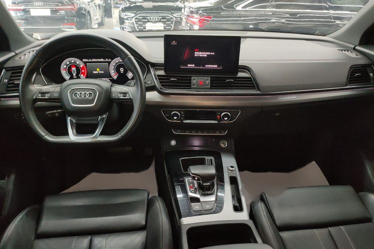 Audi Q5L Sportback 2021 car image #12