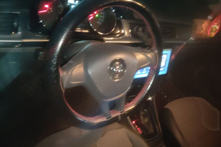 Volkswagen C-Trek 2017 immagine di auto #12