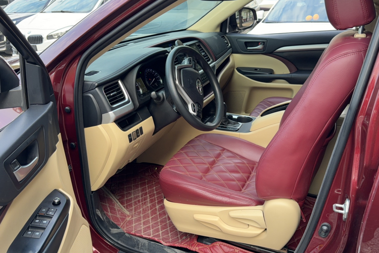 Toyota Highlander (Imported) 2016 car image #12