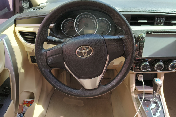 Toyota Corolla 2016 car image #12