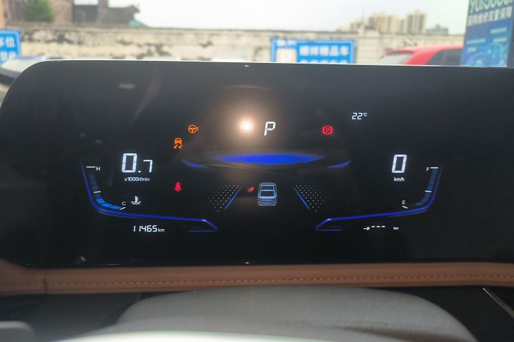 2024 car image #12