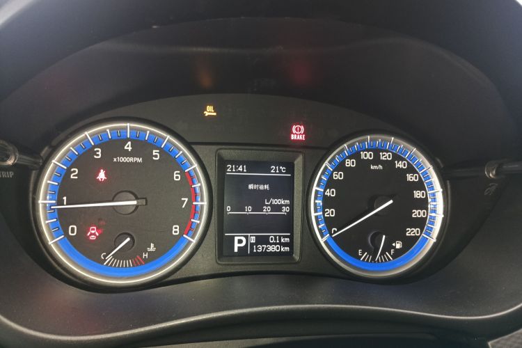 Suzuki S-Cross 2015 immagine di auto #12