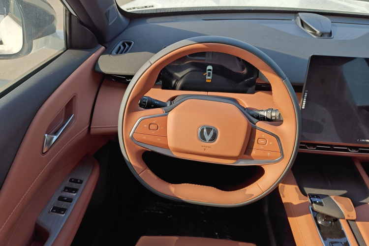 Changan UNI-Z 2025 car image #12