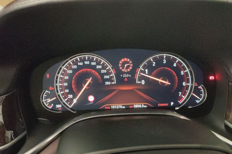 BMW M760Le 2017 #12 BMW M760Le 2017 car image #12