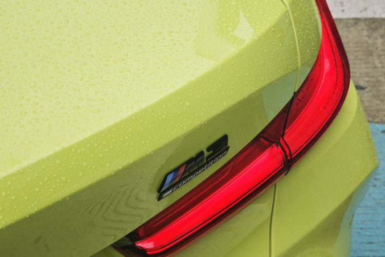 BMW M3 2023 immagine di auto #12