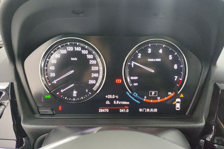 BMW 1 Series 2023 car image #12