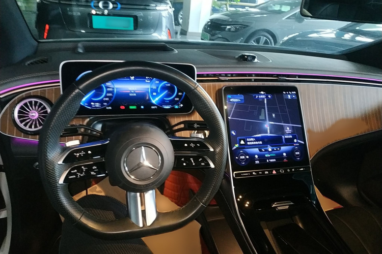 Mercedes-Benz EQE Class 2022 #12 Mercedes-Benz EQE Class 2022 car image #12