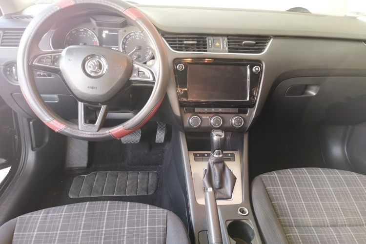 Skoda Octavia 2018 #12 Skoda Octavia 2018 car image #12