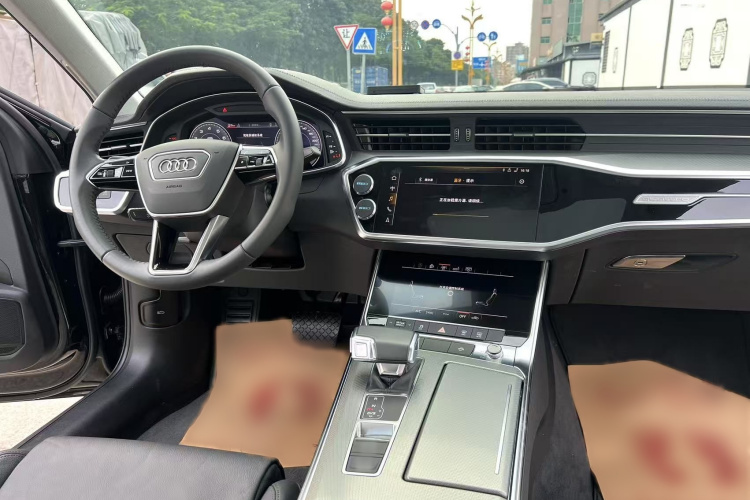 Audi A6L 2020 car image #12