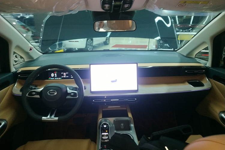 GAC Trumpchi E8 New Energy 2024 car image #12