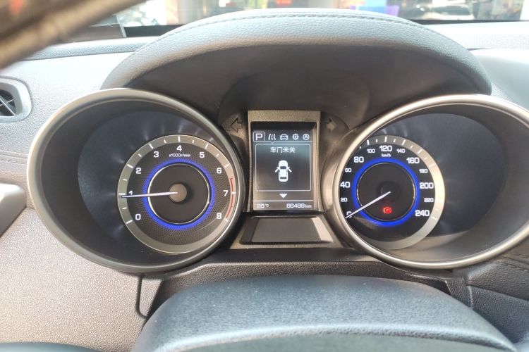 Changan CS35 2018 car image #12