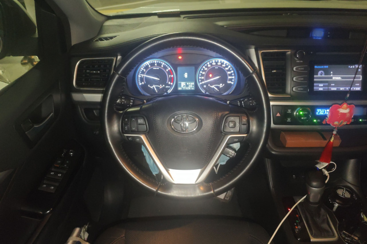 Toyota Highlander (Imported) 2017 #12 Toyota Highlander (Imported) 2017 immagine di auto #12