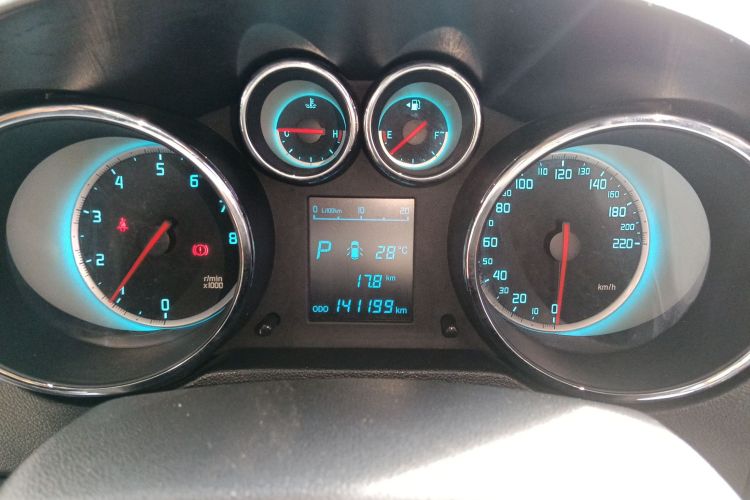 Changan CS35MAX 2015 immagine di auto #12